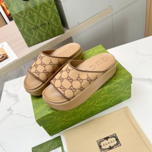 Luxury Designer Gucci Slippers For Summer