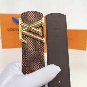 High Quality Luxury Louis Vuitton Belt Ash Street Style
