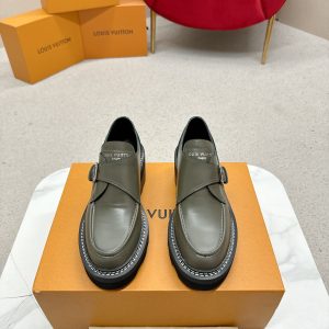 High Quality Louis Vuitton Cowhide Loafers For Fall