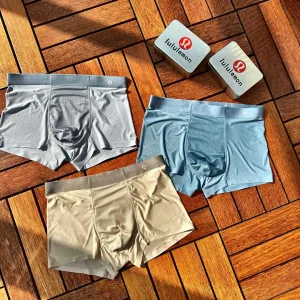 Reps Luxury Lululemon Underwear Red Silk Down Silky Smooth Ice Mesh Summer Breathable