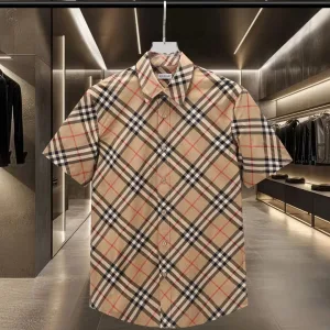 Designer Luxury Burberry Short-Sleeved Shirt Red Cotton Poplin Delicate And Soft To The Touch