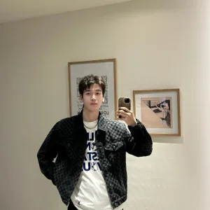 Super Clone Designer Louis Vuitton Jacket Red Cotton Twill Suede Denim Enzyme Washing