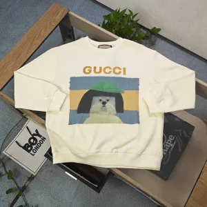 Luxury Gucci Sweatshirt Red Street Style A Touch Of Understated Luxury Autumn Winter And