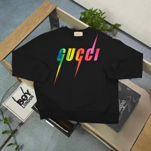 Reps Gucci Sweatshirt Red Street Style A Touch Of Understated Luxury Autumn Winter And
