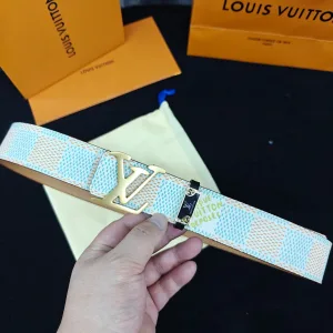 Reps AAA Louis Vuitton Formal Wear Summer