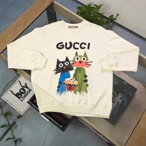 Luxury Reps Gucci Sweatshirt Red Street Style A Touch Of Understated Luxury Autumn Winter And
