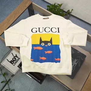 Super Clone Gucci Sweatshirt Red Street Style A Touch Of Understated Luxury Autumn Winter And