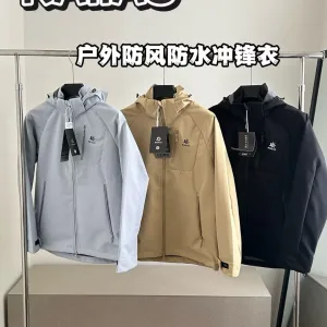 AAA Super Clone Iceberg Jacket Red Windstopper Quick-Drying Running Exquisite Workmanship Urban Outdoor Spring Patch Side Pockets