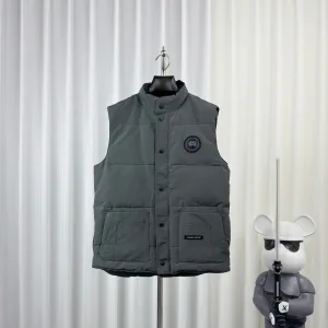 Luxury High Quality Canada Goose Hoodies Red Down Duck Street Style Professional Outdoor Abrasion-Resistant Fabric