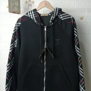 Super Clone Reps Burberry Jacket Red Patch Zippered Pocket