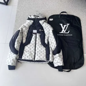 High Quality Louis Vuitton Down Jacket Color Winter Patch