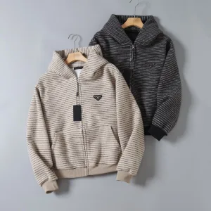 Designer Prada Long-Sleeved Shirts Red Cotton Plush Fleece Space Air Layer Environmentally Friendly Dyeing