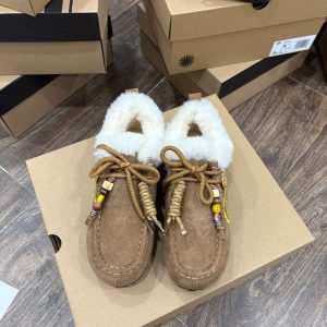 High Quality 1:1 Ugg Wool Pendant