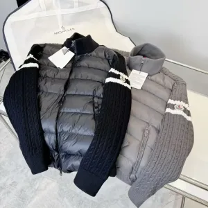 Designer Moncler Outerwear Red Wool Feather Duck Down Fleece Exquisite Workmanship Elegant Black Winter Patch Side Pockets