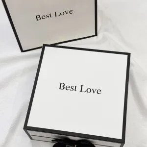 High Quality Chanel Perfume White Velvet Simple Design Understated Luxury