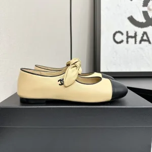 Designer Luxury Chanel Mary Jane Shoes Black Genuine Leather Cowhide Spring Early Color Blocking