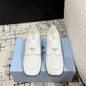 Designer High Quality Prada Loafers Genuine Leather Patent Spring Early