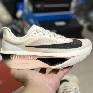 Luxury Reps Nike Sneakers Beige Carbon Fiber Plate Running Summer Heel Stabilizer