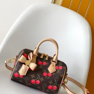 High Quality Luxury Louis Vuitton Key Pouch Ash