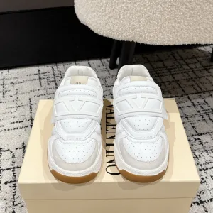 AAA High Quality Valentino Sneakers Red Top-Grain Cowhide Sheepskin