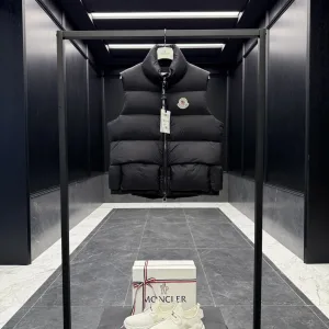 High Quality Moncler Coats Red Down Tear-Resistant Fabric Patch