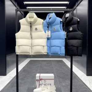 Luxury AAA Moncler Vest Color Down