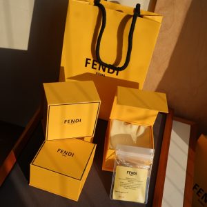Luxury High Quality Fendi Copper Necklace