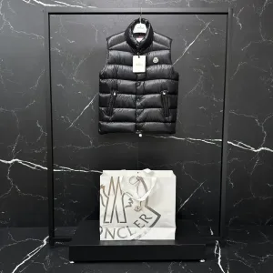 Reps Monk Vest Black Down