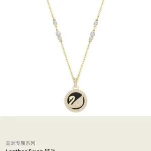 AAA Designer Swarovski Necklace Black Genuine Leather Lace