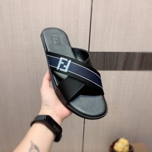 1:1 Fendi Leather Slippers