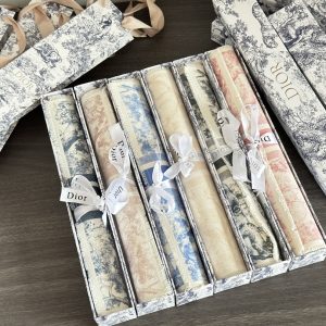 Luxury Dior Lace Placemats