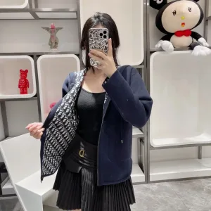 AAA Designer Dior Coat Blue Cashmere Jacquard Knitted Fabric Simple And Elegant Autumn Winter Pattern