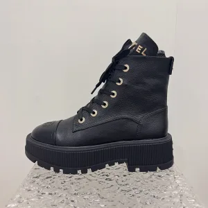 Reps Chanel Dr. Martens Boots Red Cowhide Rubber Outsole Lace Winter