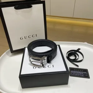 Luxury Gucci Belt Silver Cable Knit