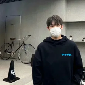 Super Clone AAA Balenciaga Hoodies Red Cotton Fleece Winter