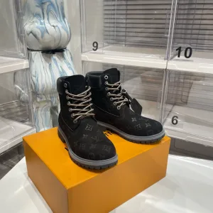 AAA Super Clone Louis Vuitton Timberland Boots Red Suede Cowhide Rubber Autumn Winter Early