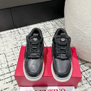 Super Clone Valentino Sneakers Top-Grain Cowhide Mesh Rubber Breathable