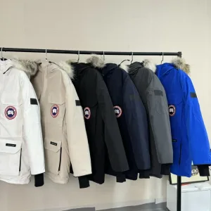 High Quality AAA Canada Goose Ruler Red Cotton Duck Down Adhesive Polyester Nylon Fleece