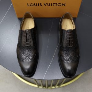 High Quality Louis Vuitton Cowhide Formal Attire