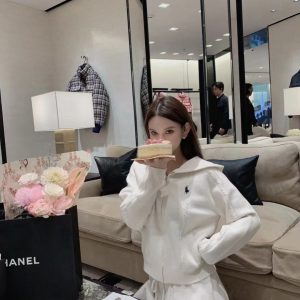 Luxury Ralph Lauren Cardigan For Autumn
