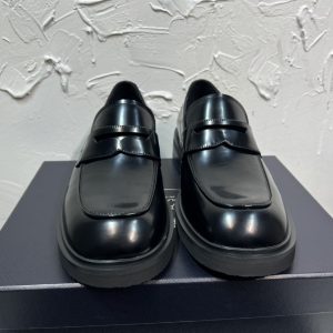 High Quality Luxury Prada Cowhide Loafers For Spring