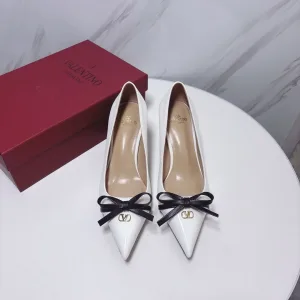Super Clone Luxury Valentino Sandals Red Sheepskin Patent Leather Cowhide