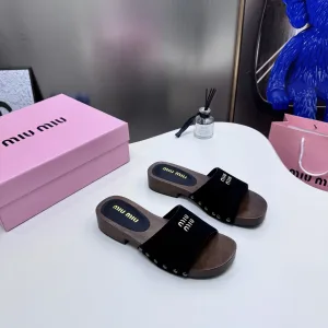 Luxury Reps Miu Sandals Sheepskin Suede Patent Leather Supple Spring Summer