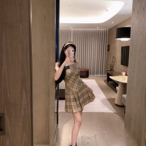 1:1 Burberry Plaid Dress