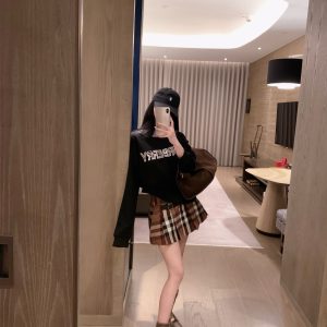 Luxury Burberry Plaid Skirts