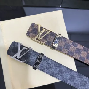 AAA Luxury Louis Vuitton Belt Red
