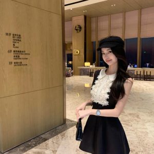 Aaa Miu Miu Lead Sleeveless For Spring