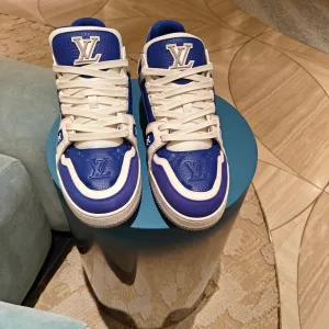 Designer Louis Vuitton Sneakers Color