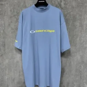 AAA Balenciaga Short-Sleeved T-Shirt Red Plain Weave