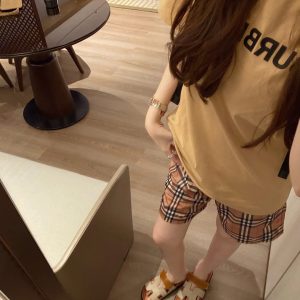 1:1 Burberry Short-Sleeved Shirts